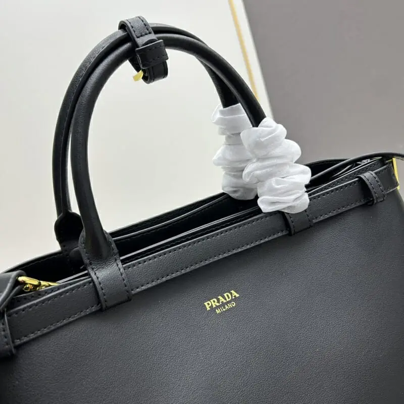 prada aaa qualite sac a main  pour femme s_11a30233